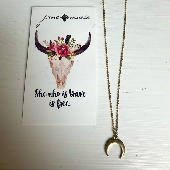 NEW Jane Marie Gold Crescent Dainty Pendant Western Look Necklace - Picture 3 of 6